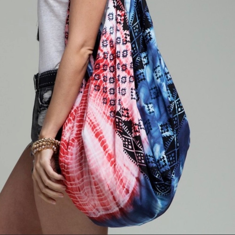 LAST ONE ☝️ The AMBER Boho Print Shoulder Bag